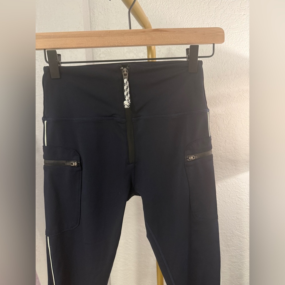 Splits59 Black High Waist Performance Leggings Size Medium Zip Pockets - Picture 3 of 11